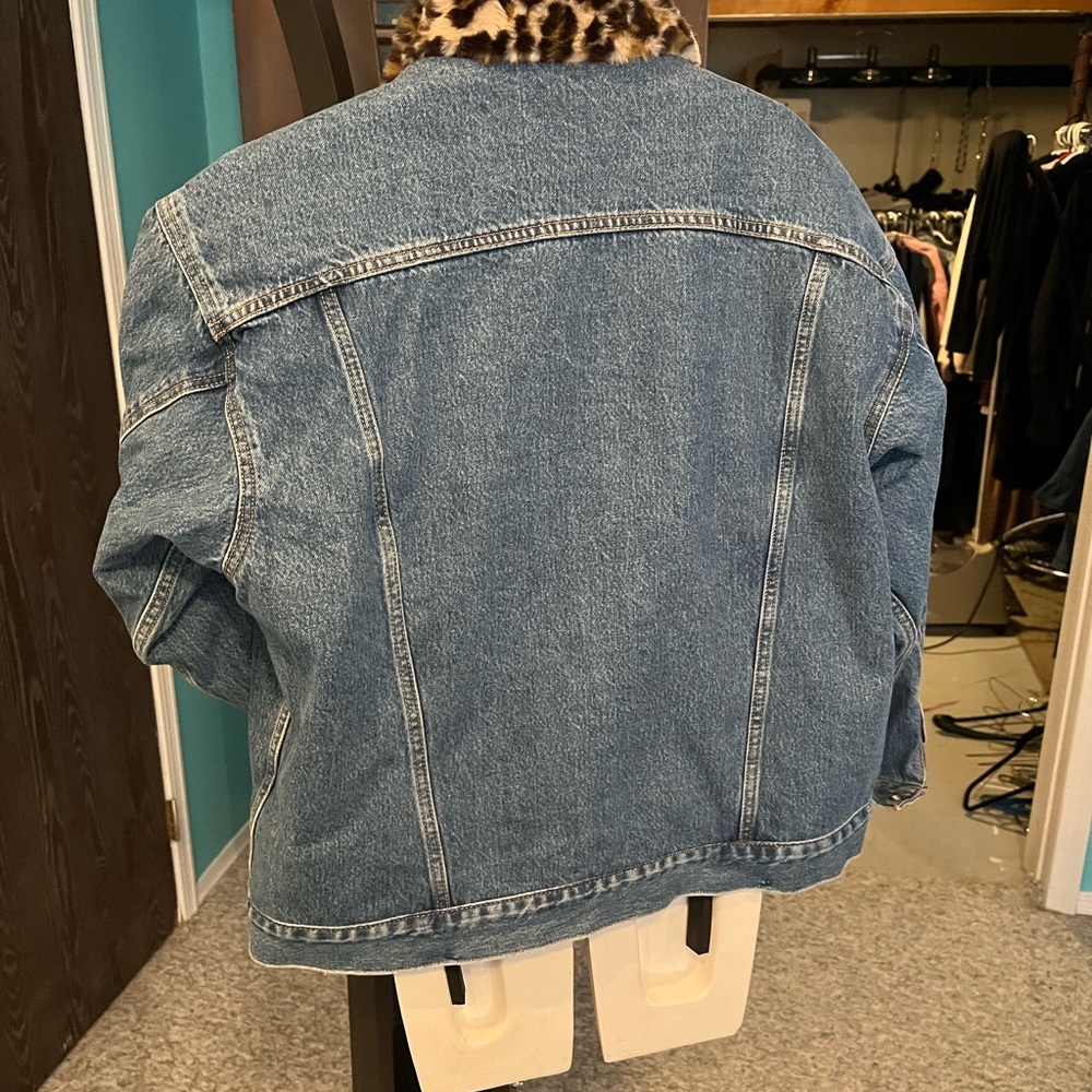 Reversible Levi Jean jacket - NWOT - Picture 2 of 4